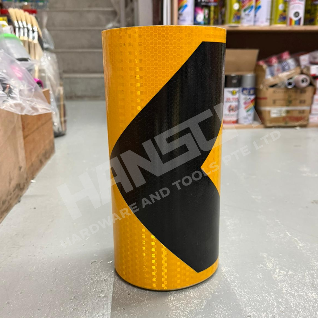 Black & Yellow Reflective Warning Tape Roll – High Visibility Chevron Directional Safety Marking Tape 黑黄箭头反光警示带 / 导向安全反光贴