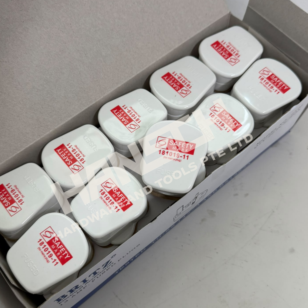 Britz 3 Pin Plug 13A With Fuse Singapore Safety Mark 三脚插头