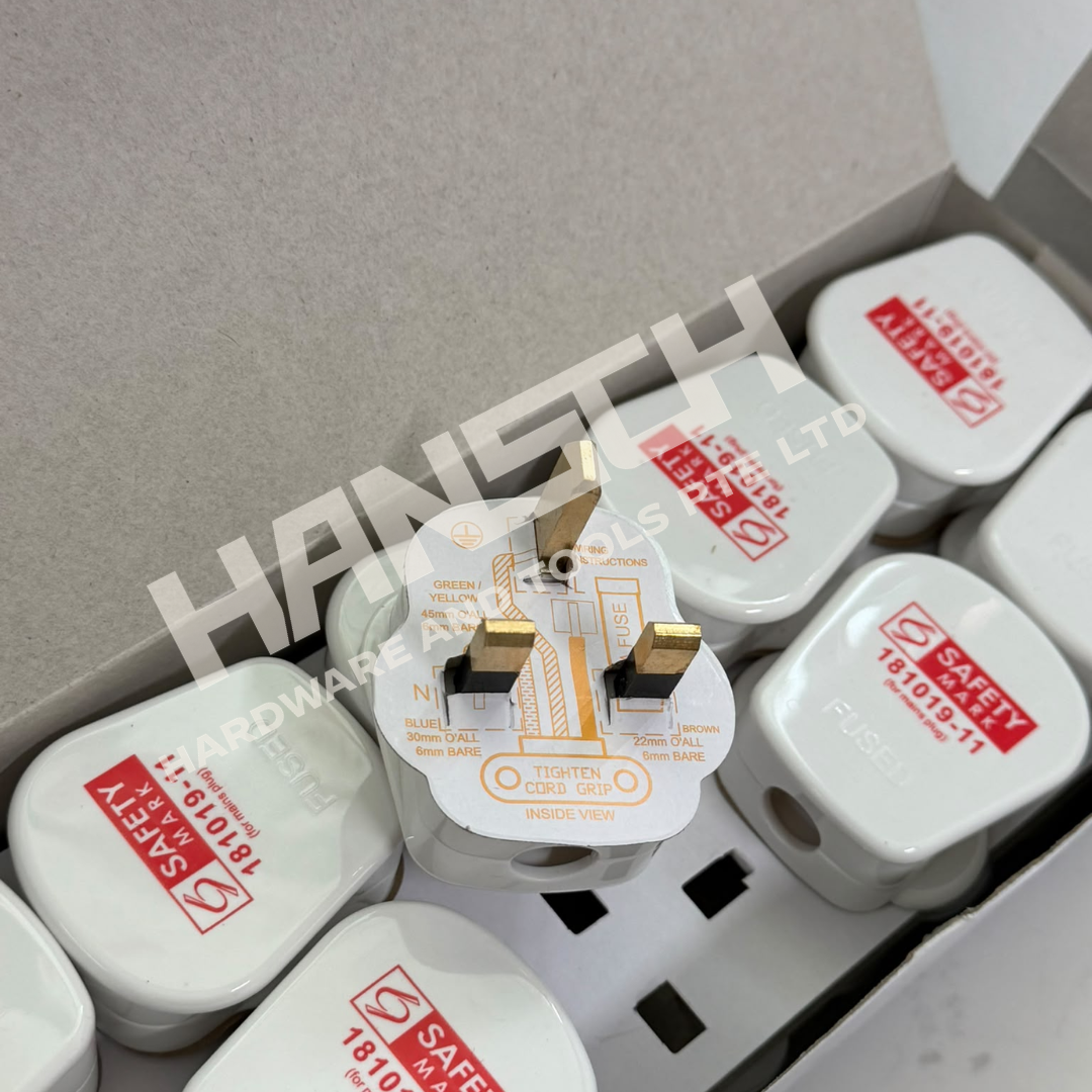 Britz 3 Pin Plug 13A With Fuse Singapore Safety Mark 三脚插头