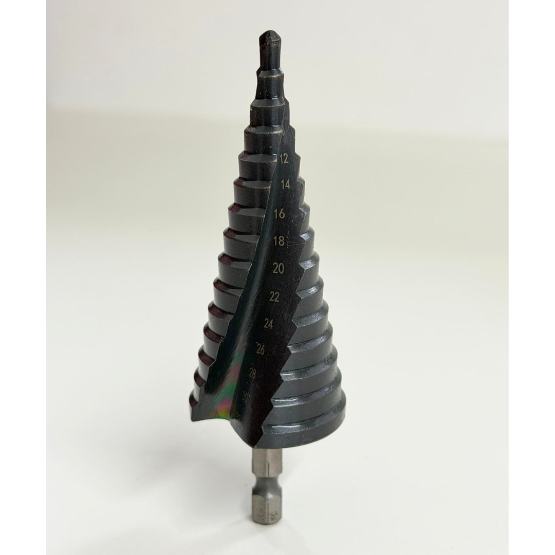 Hansch Step Drill Bit (Pagoda Drill Bit) 6542 Metal Hole Opener for Sheet Metal, Stainless Steel, Aluminum Plate, Tapered Hole Expansion 4–32mm (15 steps)