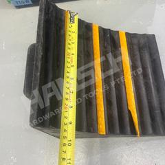 Heavy Duty Rubber Wheel Chock 240 x 240 x 180mm with High-Visibility Yellow Strips 重型橡胶车轮止退器 防滑轮挡 WCR242418